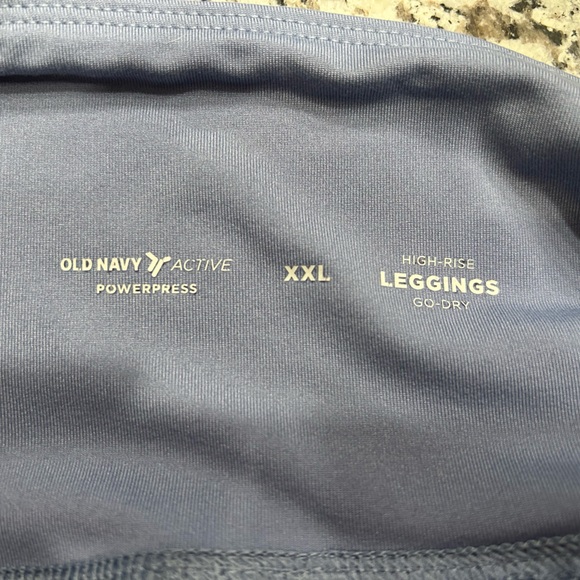 Blue work out capri pants - Picture 3 of 3